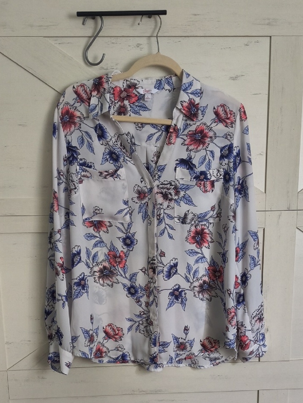 V Neck Button Blouse. Very Nice With Jeans Or Slacks!